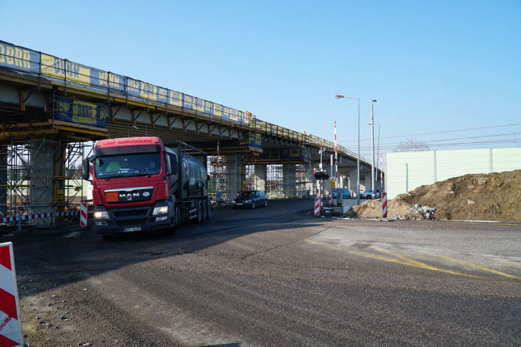 Rail Baltica, CEF, Łochów, nowy wiadukt