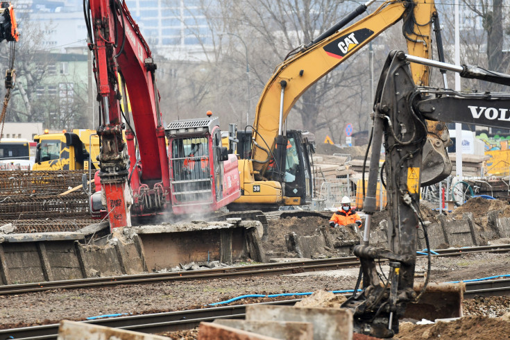 peron, modernizacja, przejście podziemne, Warszawa Zachodnia, warszawska linia średnicowa, koparka