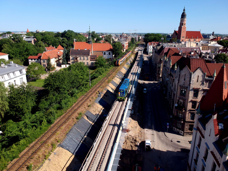 Kraków, E30, pociąg, estakada, tor, próba obciążeniowa