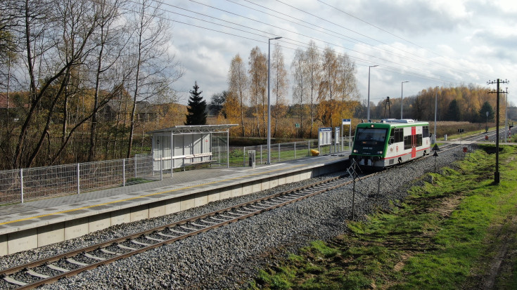 nowy przystanek, nowa infrastruktura, pociąg pasażerski, nowe połączenia kolejowe, Gregorowce Południowe