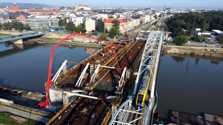 Kraków, E30, most nad Wisłą, nowa infrastruktura, betonowanie