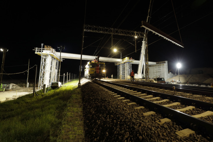 E75, Rail Baltica, dźwig, Małkinia, montaż belek, nowy wiadukt drogowy