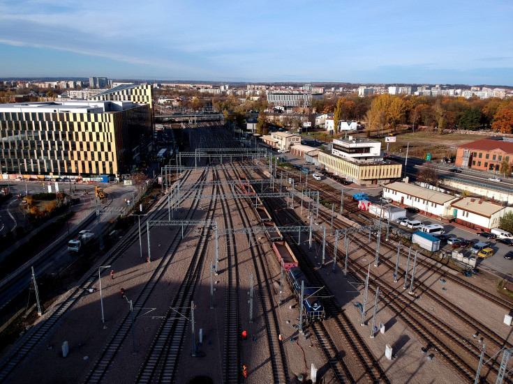 E30, rozkład jazdy, Kraków Główny, Kraków Główny Towarowy, Rudzice, system sterowania ruchem kolejowym, krakowska linia średnicowa