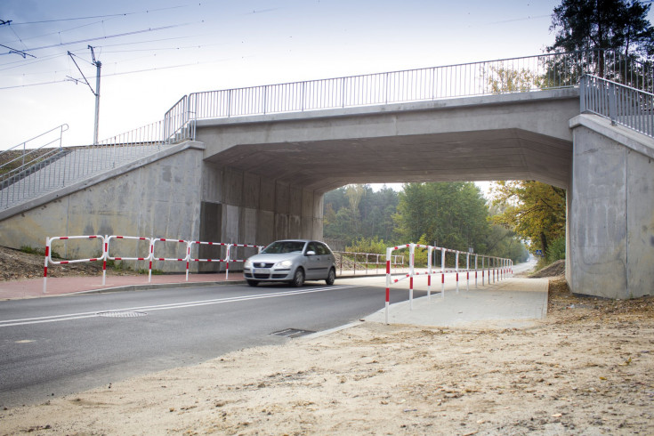 wiadukt, LK93, samochód osobowy, Chrzanów, nowa infrastruktura, Powstańców Styczniowych, nowa nawierzchnia