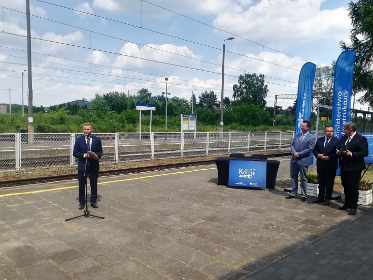 Chorzew Siemkowice, briefing prasowy, Kolej+, umowa na budowę, Wieluń