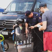 SOK, Straż Ochrony Kolei, bezpieczny przejazd, kampania społeczna, szlaban na ryzyko, Gdynia, edukacja, edukacja dzieci, wydarzenie plenerowe, stoisko, stoisko kampanii, Moto Safety Day, edukacja dorosłych