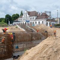 2018-08-09  W Małaszewiczach podróżni korzystają z nowych peronów