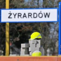 peron, informacja pasażerska, Żyrardów, LK1, infrastruktura kolejowa