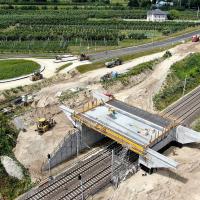 LK8, prace budowlane, nowy wiadukt, Warka, nowa infrastruktura, widok z lotu ptaka