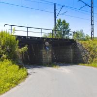 2019-10 Brzeszcze, wiadukt kolejowy nad ul. Borową