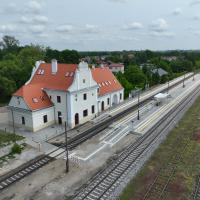 peron, stacja, tor, Płońsk, budynek dworca, LK27