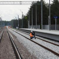 2020-05-18 Maszyny przygotowują tor dla dobrych podróży z Otwocka do Pilawy