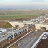 2024-02-07 Rail Baltica: kolejny wiadukt nad torami w gminie Szepietowo zwiększa bezpieczeństwo i usprawnia ruch