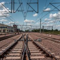 sieć trakcyjna, Korsze, tor, rozjazd, nowa sieć trakcyjna, LK38, KPO, inwestycje w realizacji