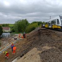 2025-05-09 Ze Studnisk pociągiem do Zgorzelca i Lubania - postępy w budowie nowego przystanku