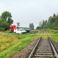 przejazd kolejowo-drogowy, samochód, nowa infrastruktura pasażerska, bajpas kartuski, program budowy 200 przystanków kolejowych, Otomino