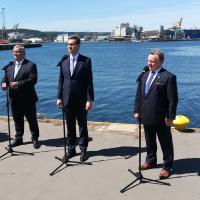 Merchel Ireneusz, Adamczyk Andrzej, briefing prasowy, Port Gdynia, Morawiecki Mateusz