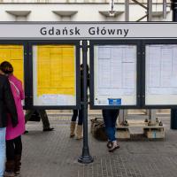 przejście podziemne, Gdańsk Główny, nowe schody ruchome