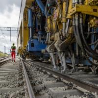 2019-03-13  Ruch pociągów nie zmniejsza się, a inwestycje przyśpieszają – komunikat Grupy PKP