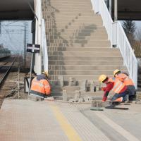 2019-02 Warszawa Jeziorki - przystanek i wiadukt