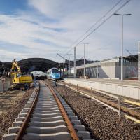 2025-10-24 Dobre zmiany na kolejowej mapie Katowic. Są już nowe tory, wiadukty i peron