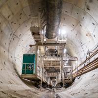 TBM, budowa tunelu, drążenie tunelu kolejowego, Łódź Koziny, Łódź Śródmieście, szacht, komora