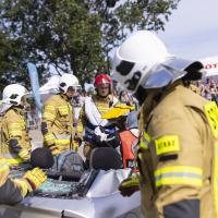 bezpieczny przejazd, bezpieczeństwo, kampania społeczna, kierowca, straż pożarna, samochód, strażak, wydarzenie plenerowe, stoisko, stoisko kampanii, Moto Safety Day, BRD, motoryzacja