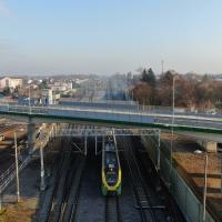 2022-12-09 W Tłuszczu bezpieczniej na torach Rail Baltica i drodze – jest wiadukt