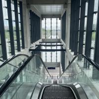 2025-05-27 Radom Wschodni – nowoczesna konstrukcja ze stali i szkła nad nowym peronem