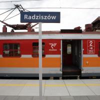 stacja, POIiŚ 2014-2020, LK97, Radziszów, kolejowa zakopianka, nowy peron