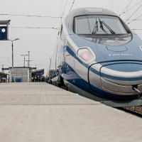 Pendolino, pociąg, Trójmiasto, PKP Intercity, Warszawa Centralna, tor, infrastruktura kolejowa