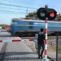 przejazd kolejowo-drogowy, rogatka