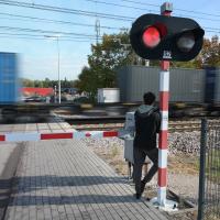 przejazd kolejowo-drogowy, sygnalizacja, rogatka