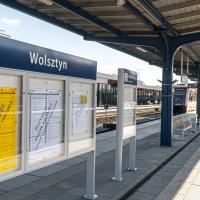 peron, LK357, nowa infrastruktura, Wolsztyn, nowa tablica informacyjna