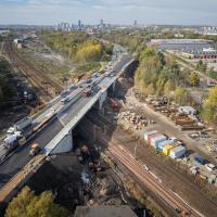 2025-10-24 Dobre zmiany na kolejowej mapie Katowic. Są już nowe tory, wiadukty i peron