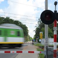 bezpieczeństwo, przejazd kolejowo-drogowy, sygnalizacja, rogatka, Śródborów