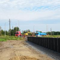 prace budowlane, nowa infrastruktura, program budowy 200 przystanków kolejowych, samochód ciężarowy, Kleszczele