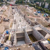 TBM, budowa tunelu, drążenie tunelu kolejowego, Łódź Koziny, Łódź Śródmieście, szacht, komora