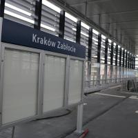 peron, Kraków, łącznica, POIiŚ 2014-2020, rozkład jazdy, łącznica krakowska, Kraków Zabłocie, aglomeracja krakowska, Program Operacyjny Infrastruktura i Środowisko, kolej aglomeracyjna, nowy przystanek, infrastruktura kolejowa, przystanek, inwestycja