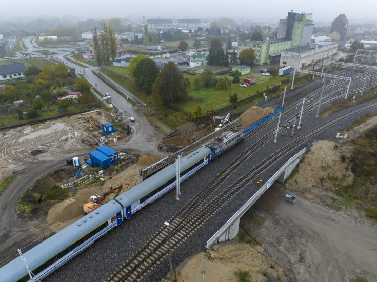 E59, CEF, budowa peronu, Stargard, przebudowa wiaduktu, prace przy wiadukcie, LCS Stargard, Poznań-Szczecin