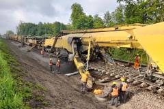 LK1, Piotrków Trybunalski, utrzymanie, wymiana toru, maszyna AHM, Baby