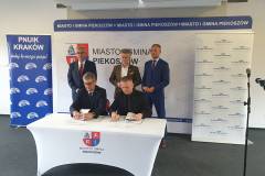 nowy przystanek, Piekoszów, podpisanie umowy, nowa infrastruktura, Program  Przystankowy, Skubiszyński Mirosław, Górka Szczukowska