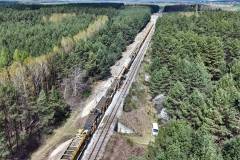 skrócenie czasu podróży, maszyna AHM, prace na linii, Włoszczowice, LK73, Nida, podniesienie prędkości