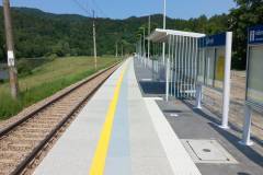 nowa wiata, przystanek, nowe oznakowanie, nowy peron, nowa tablica informacyjna, Zubrzyk