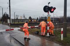 bezpieczny przejazd, przejazd kolejowo-drogowy, Łódź, briefing prasowy, wyłamanie rogatki