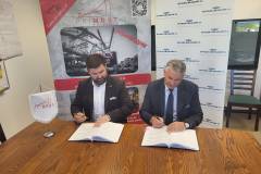 podpisanie umowy, przystanek, projekt i budowa, Warszawa Ursus Północny