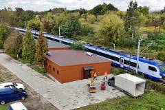 Kraków, laboratorium, nowoczesny sprzęt, nowa infrastruktura, widok z lotu ptaka, pociąg osobowy