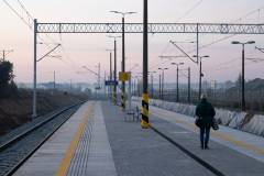 peron, stacja, POIiŚ 2014-2020, LK8, Chynów, infrastruktura pasażerska, nowa infrastruktura, zmodernizowany peron