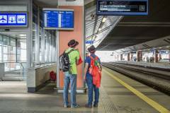 pasażer, peron, stacja, rozkład jazdy, dworzec kolejowy, Portal Pasażera, wyświetlacz