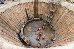 TBM, budowa tunelu, drążenie tunelu kolejowego, Łódź Koziny, Łódź Śródmieście, szacht, komora